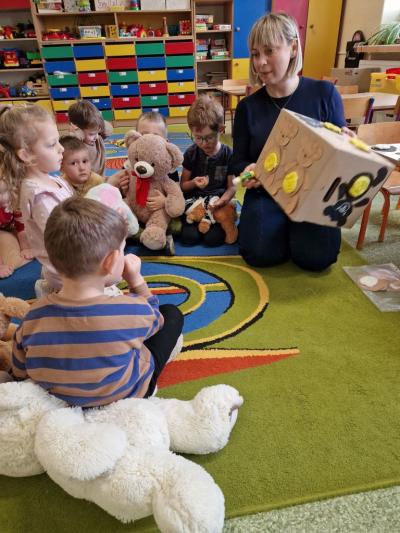 Dekorujemy misiami pudełko.jpg