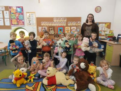 Zdjęcie grupowe Sówek.jpg