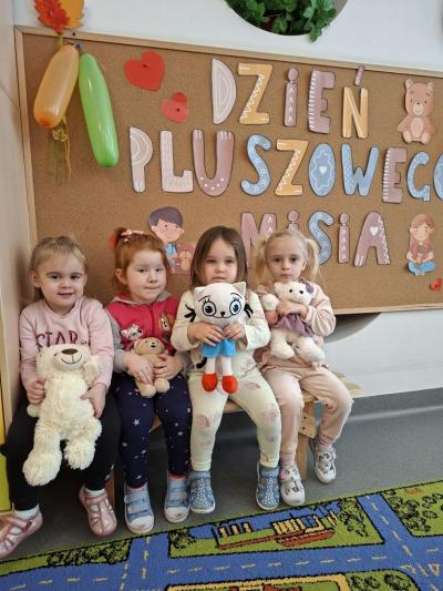 dziewczynki z misiami 3.jpg