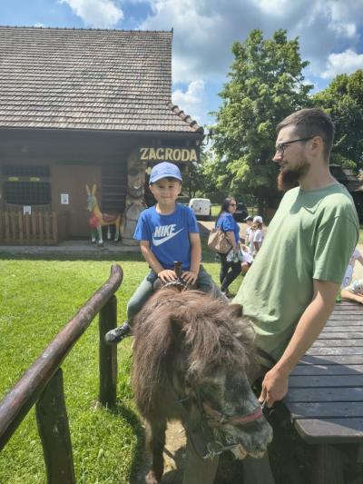 dziecko na koniku 10.jpg