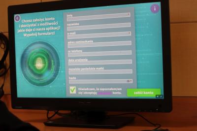 Ekran monitora na którym widac jedno z zadań gry CyberGuard.