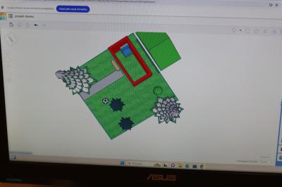 Modele domów 3D zaprogejtowane w programie Tinkercad wraz ogrodem