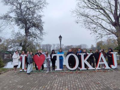 grupa projektowa z napisem I love Tokaj.