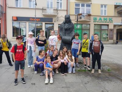 Dzieci na gorlickim rynku