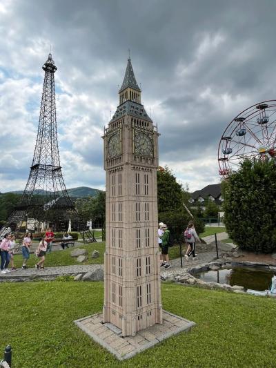 miniaturowa budowla Big Ben