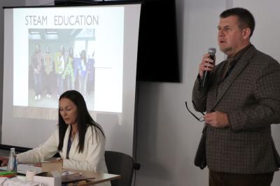 Konferencja STEAM - wystąpienie Dyrektora MCDN w Nowym Sączu