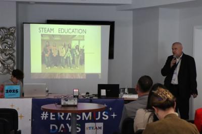 Konferencja STEAM - wystąpienie Dyrektora ZSP Libusza