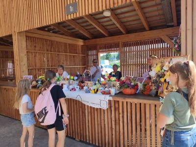 Stoisko seniorów z Racławic