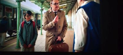 Kadr z filmu: O psie który jeździł koleją 2