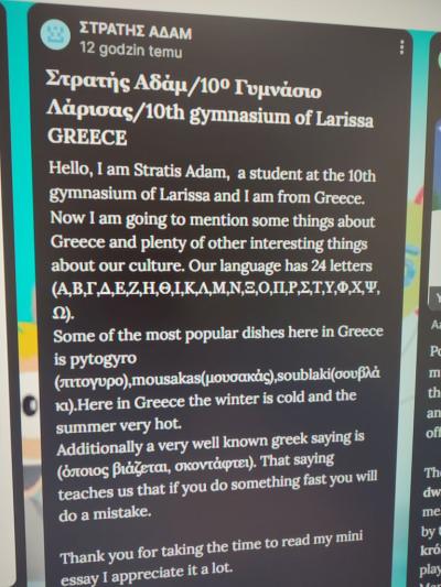 Uczniowie w raamch lekcji pracują na padlecie i wymieniają się informacjami z uczniami z krajów europejskich.