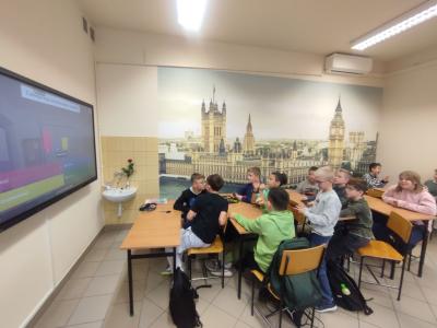 Rozwiązujemy quizy wiedzy o krajach anglojęzycznych