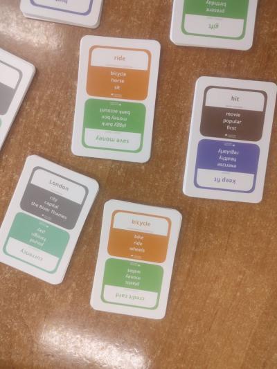 Materiały dydaktyczne do pracy w programie Youngster.