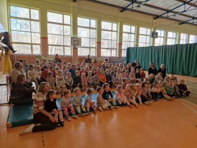 Z ciekawością czekamy na spektakl