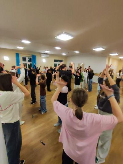 Gry i zabawy ruchowe w języku angielskim