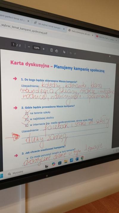 Wypełniamy kartę dyskusyjną  - palnujemy kampanię społeczną.