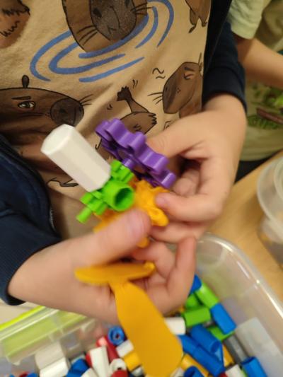 Dobieranie elementów konstrukcyjnych wg instrukcji w zadaniu