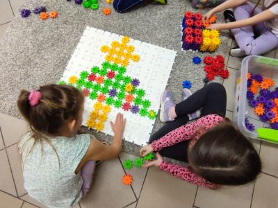 Choinka z klocków Korbo Steam