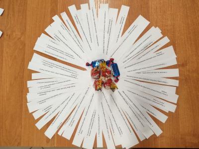 Uczniowie w akcji zaproponowanych aktywności na czas przerw międzylekcyjnych - Break Challenge