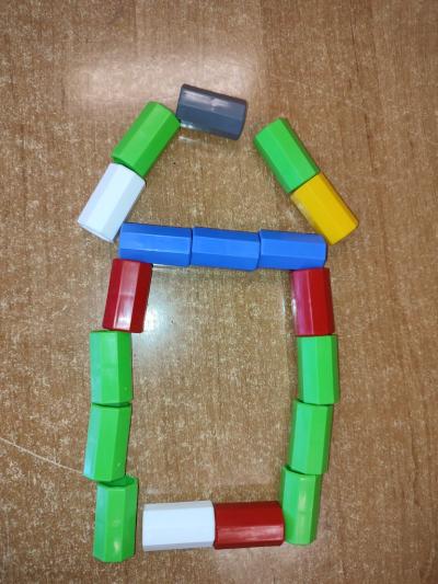 Zadania projektowe wykonane na klockach Korbo