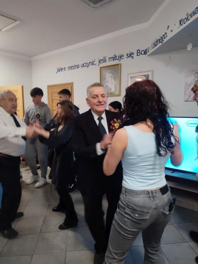 Bal karnawałowy z Seniorami w Dziennym Ośrodku Wsparcia w Libuszy