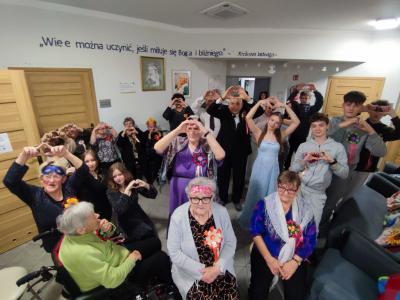 Bal karnawałowy z Seniorami w Dziennym Ośrodku Wsparcia w Libuszy