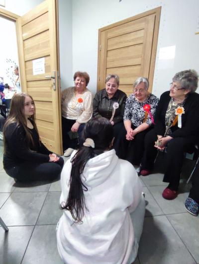 Bal karnawałowy z Seniorami w Dziennym Ośrodku Wsparcia w Libuszy