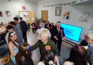 Bal karnawałowy z Seniorami w Dziennym Ośrodku Wsparcia w Libuszy