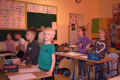 Ćwiczenia ruchowe w trakcie zajęć lekcyjnych