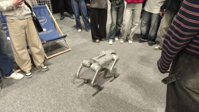 Udział młodzieży w XXI Targach Edukacyjnych - stanowiska poszczególnych szkół i pracodawców.