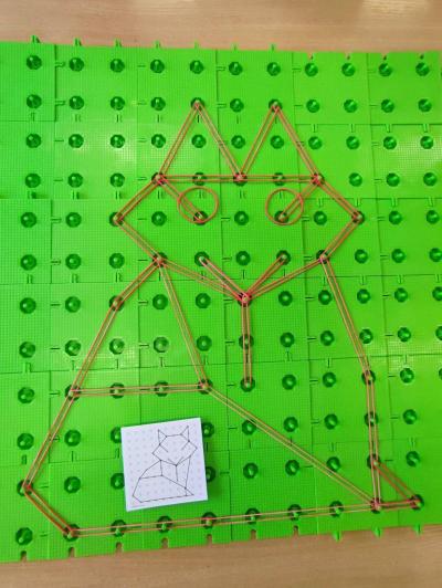 Gotowa praca uczniów z modelem geoplanu