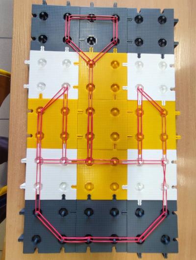 Gotowa praca uczniów z modelem geoplanu