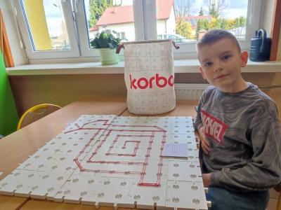 Gotowa praca uczniów z modelem geoplanu