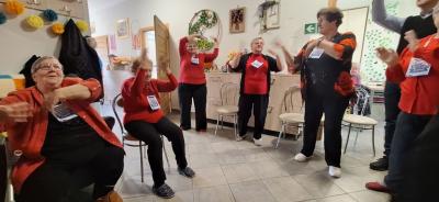 Seniorzy uczestniczą w zadaniach programu H2H