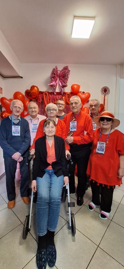 Zdjęcie grupowe Seniorów
