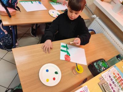 Praca plastyczna – „Hiacynty z patyczków do uszu”