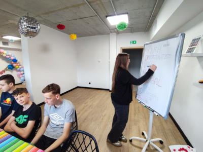 Warsztaty językowe - kominikacja w parach i grupach