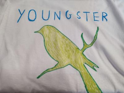 Warsztaty kreatywne - projektowanie logo koszulki.