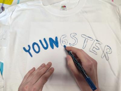 Warsztaty kreatywne- projektowanie logo swojej koszulki