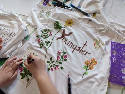 Warsztaty kreatywne- projektowanie logo swojej koszulki