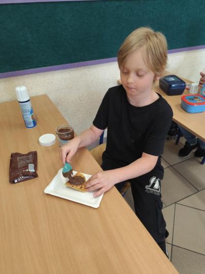 Słodki dzień w klasie 1b