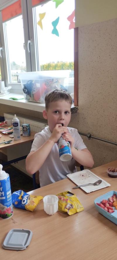 Słodki dzień w klasie 1b