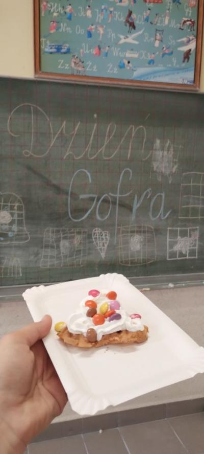 Słodki dzień w klasie 1b(16).jpg