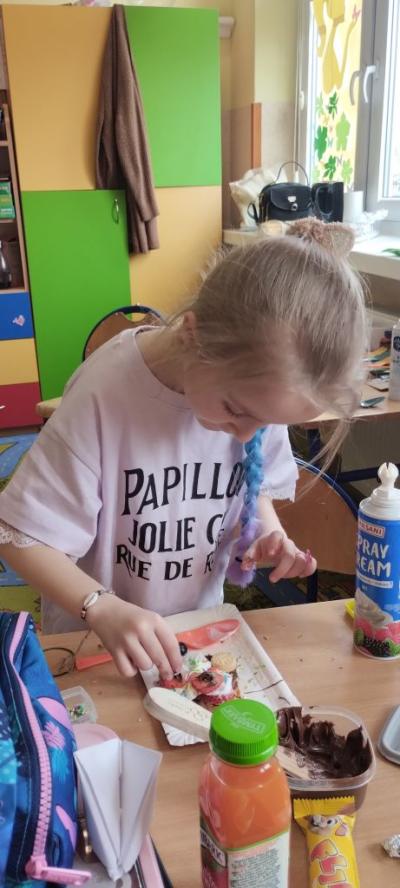 Słodki dzień w klasie 1b