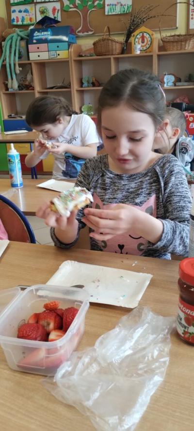 Słodki dzień w klasie 1b.jpg