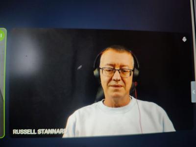 Zdjęcie z udziału w sesji online z Russellem Stannardem - zdjecia ekranu z poszczególnych etapów spotkania.