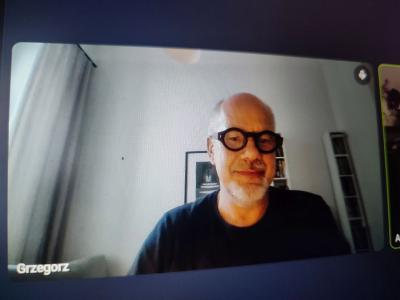 Zdjęcie z udziału w sesji online z Russellem Stannardem - zdjecia ekranu z poszczególnych etapów spotkania.