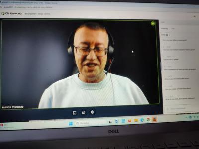 Zdjęcie z udziału w sesji online z Russellem Stannardem - zdjecia ekranu z poszczególnych etapów spotkania.