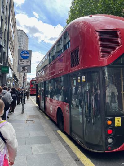 londyński czerwony autobus