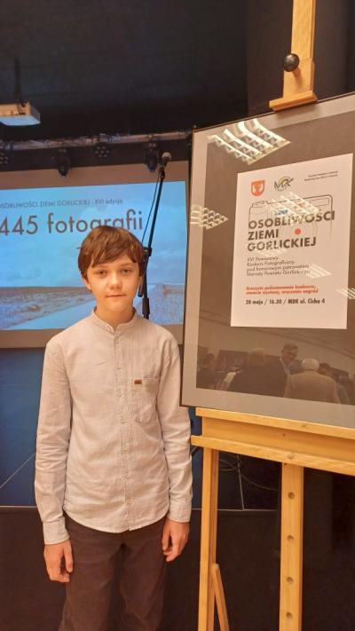 Uczestnik konkursu  fotograficznego