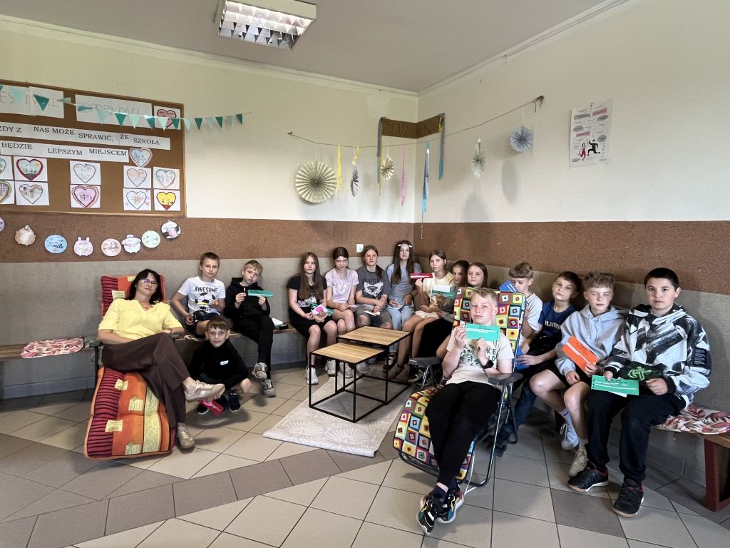 klasa 5a na zakonczenie festiwalu w strefie relaksu z wychowawca